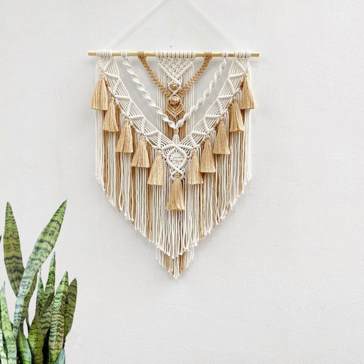 Nordic Bohemian Tassels Hand-woven Tapestry Saor Style