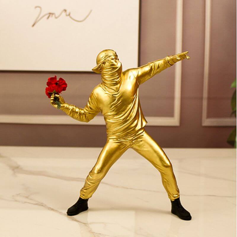 Gold flower holder