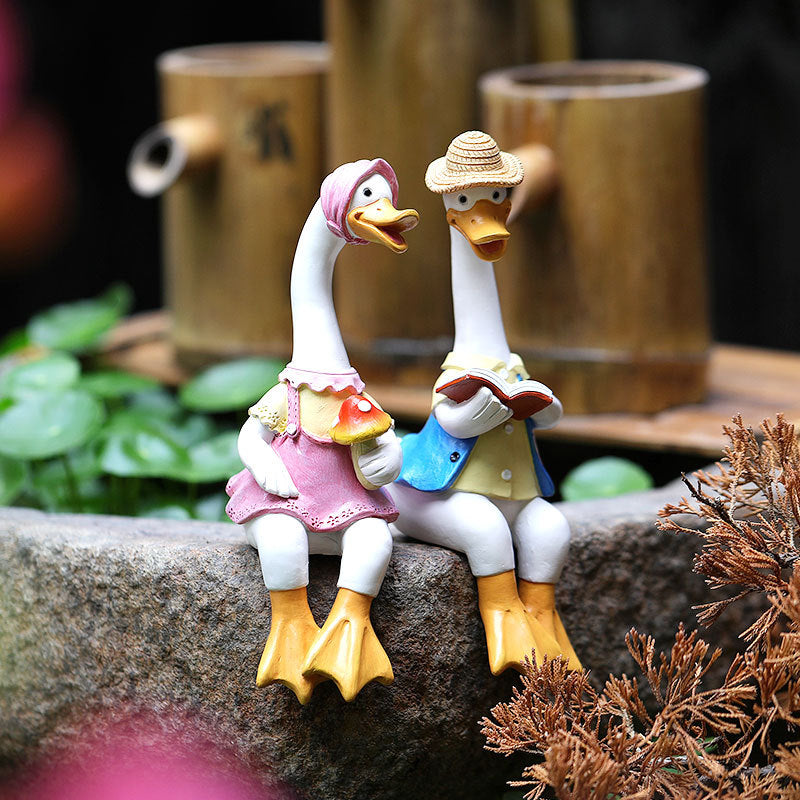 Outdoor Garden Resin Chicken Ornaments For GArden Decor