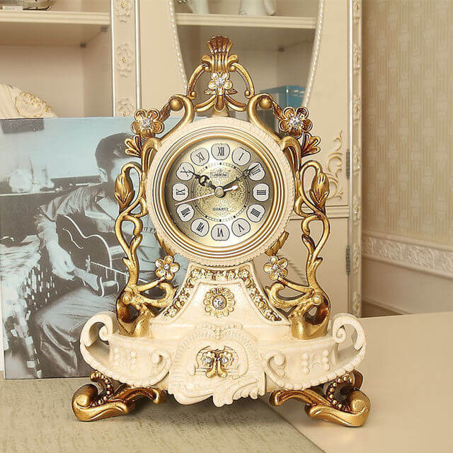 Victorian Style Decorative Quartz Desk Clock