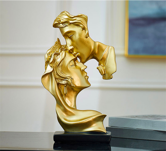 Couple Kiss Face Figurines sculpture Home Decor