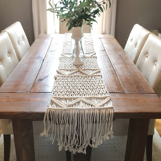 Decorative Hand Woven Table Carpet